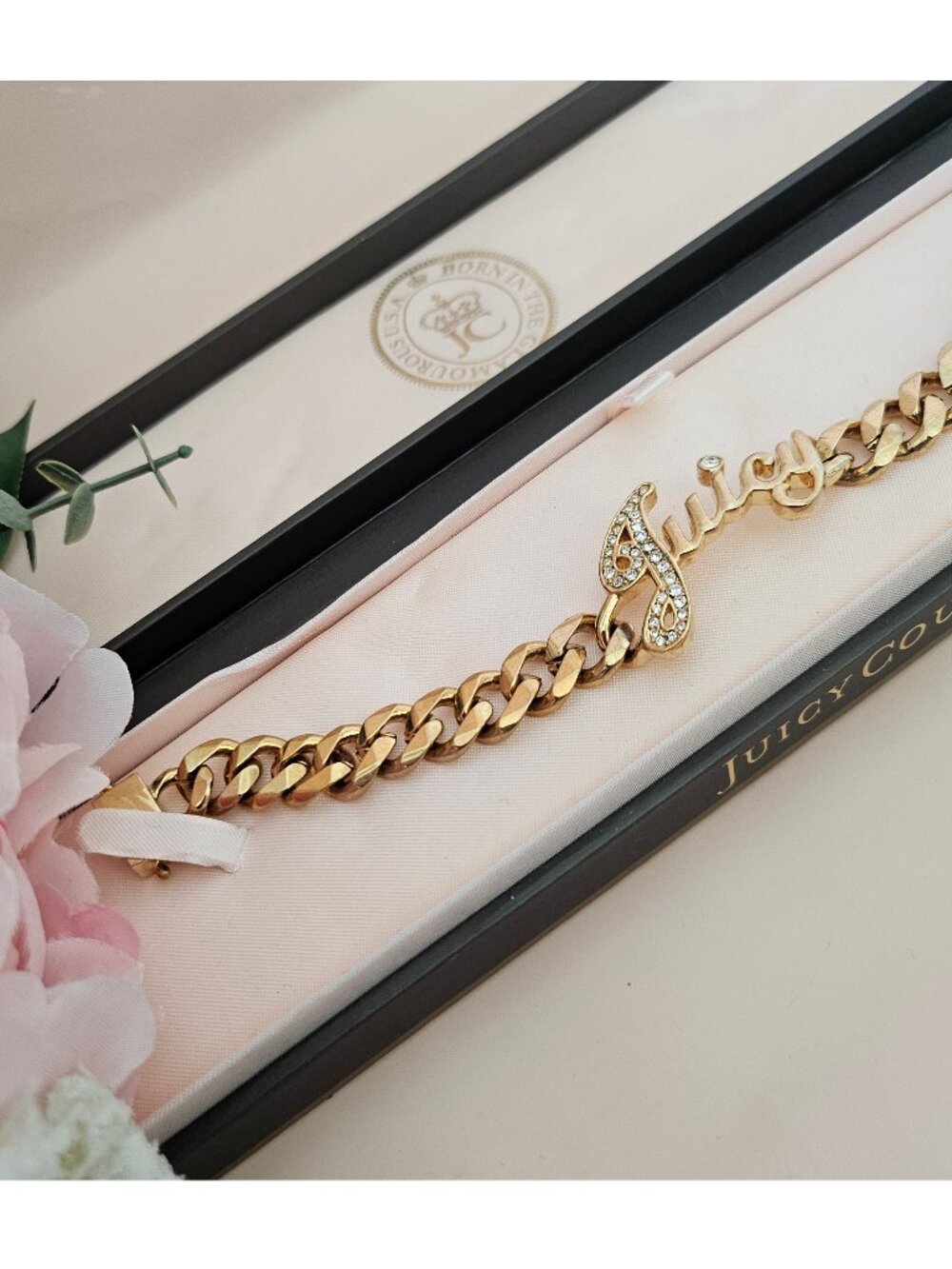 Juicy Couture Gold Tone Chain Bracelet with Crystal Logo Charm w/ Box - Picture 2 of 11